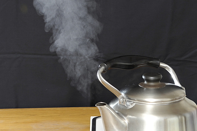 湯気がハッキリと勢い良く出るまで沸かす