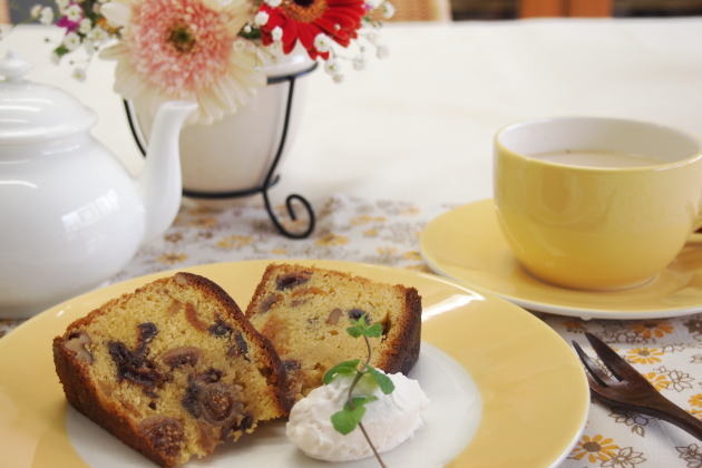 フルーツケーキと紅茶のペアリング