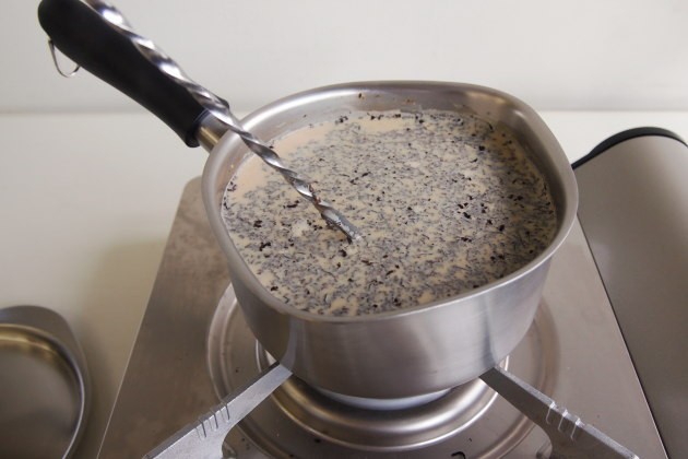 アイスミルクティーの作り方。煮出しはじめ