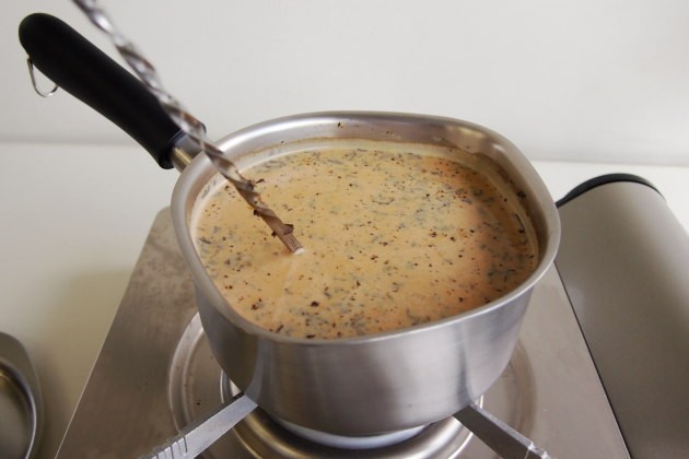 アイスチャイの作り方。煮出し終了