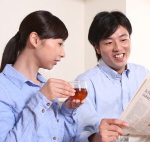 ティーカップの持ち方と紅茶の飲み方