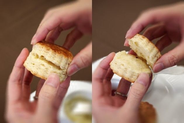 スコーンの上下に割くように割る