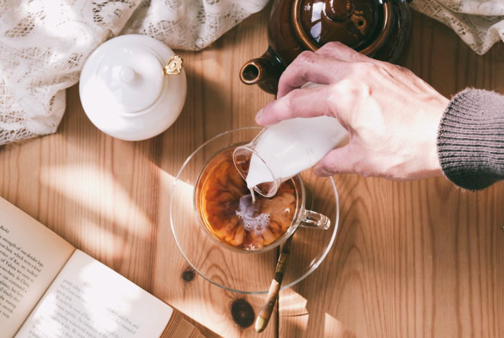 ミルクティーのミルクは「温めるか？」or「温めないか？」