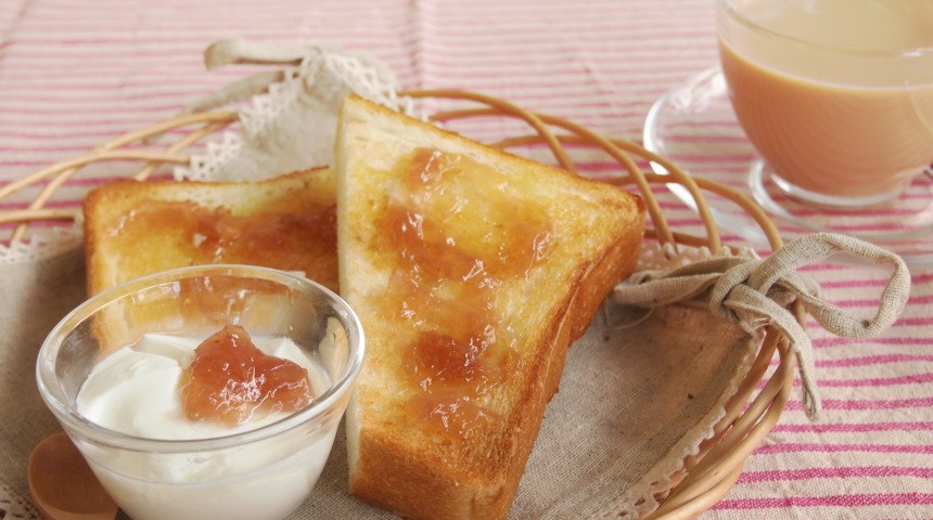 バラ香るトーストはいかがですか？