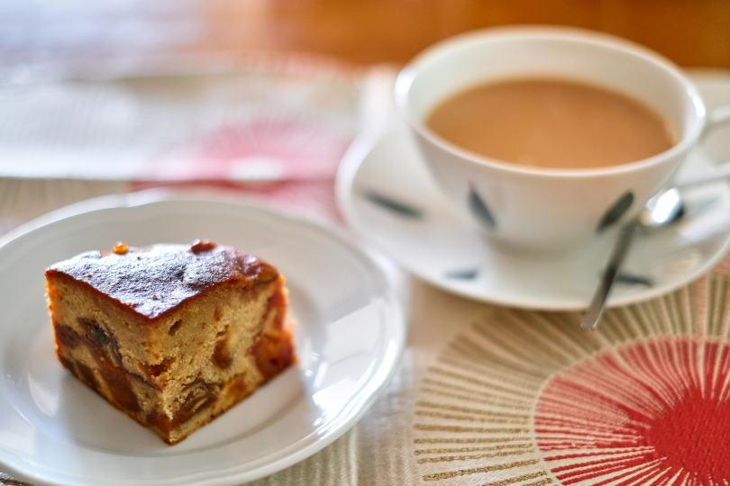 卵1個で小さなフルーツケーキを作りました