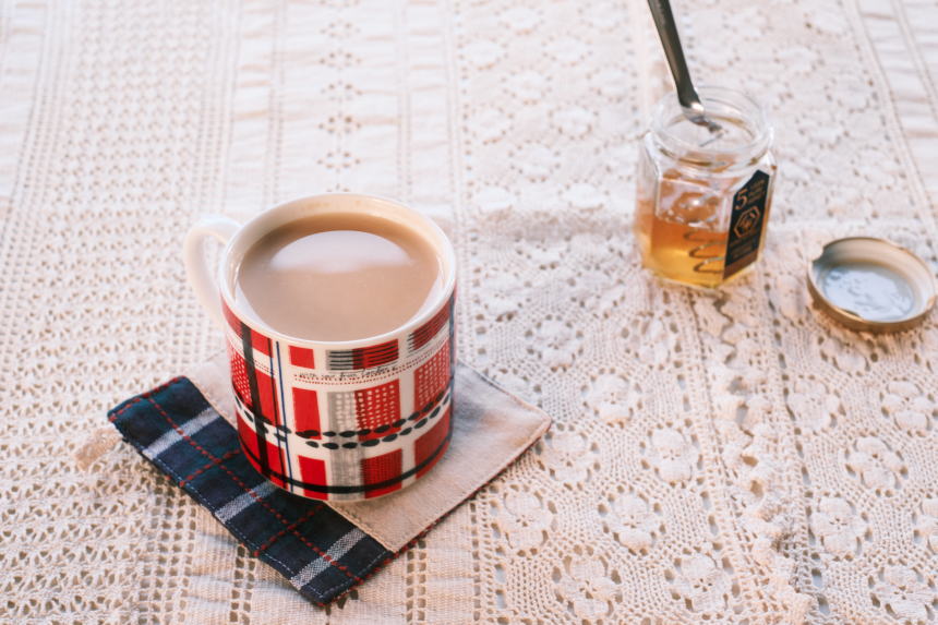 おやつの代わりに “はちみつ入りミルクティー” という選択