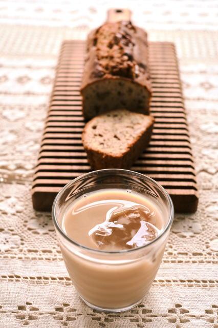 メープルとクルミのケーキとアッサムミルクティーのペアリング