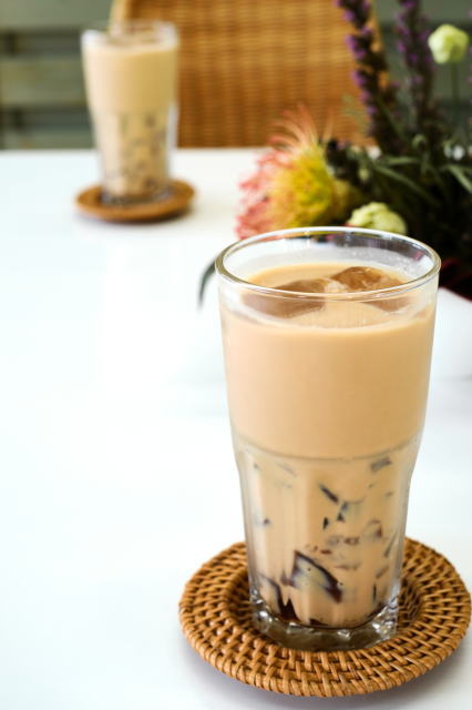 紅茶ゼリー in ミルクティー