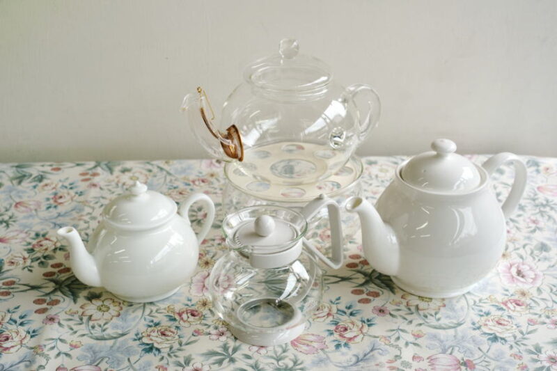 大きなティーポットで少量の紅茶を作らない（やりがちな勘違い）