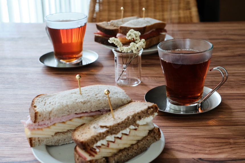 朝食モーニングにおすすめ紅茶:サンドイッチにアールグレイ