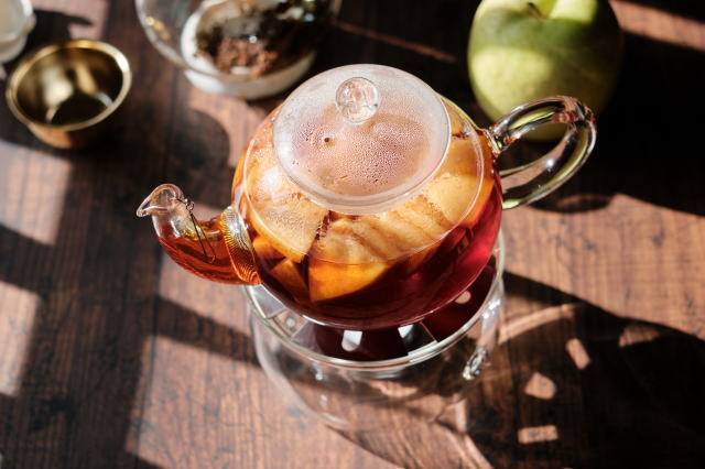 ジャンピングティーポット500mlで作るフレッシュアップルティーの作り方