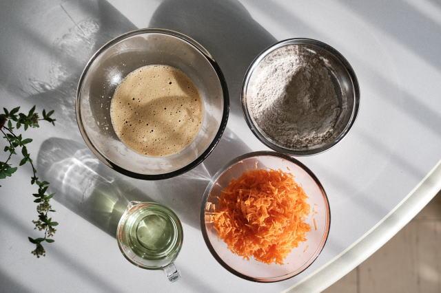 ごくシンプルなキャロットケーキの材料