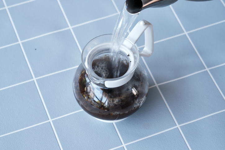 香りがよく、濁らない「アイスティー」の作り方【Step1】