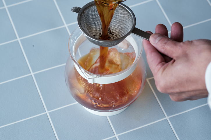 香りがよく、濁らない「アイスティー」の作り方【Step2】