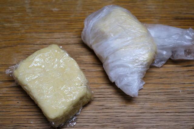 スコーン作り。切って重ねるを3回と8回で比べる