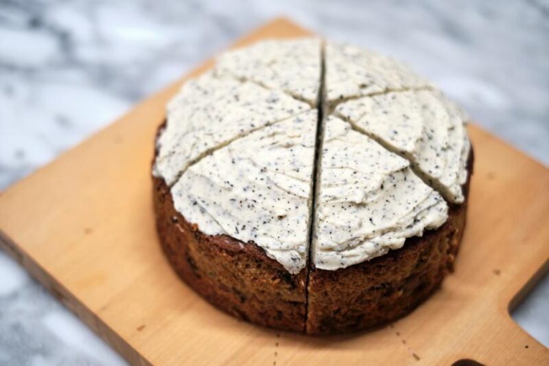 紅茶のフルーツケーキ