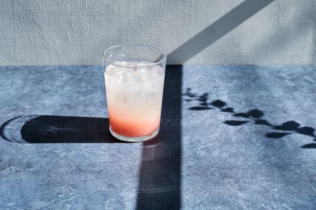 シロップが重いためシロップを後から注いでも下に沈みます。