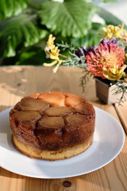 紅玉リンゴのタタン風ケーキ