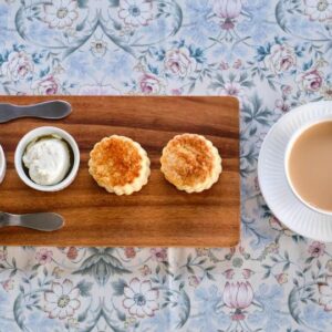 スコーンに加える液体の違いを試してみました。