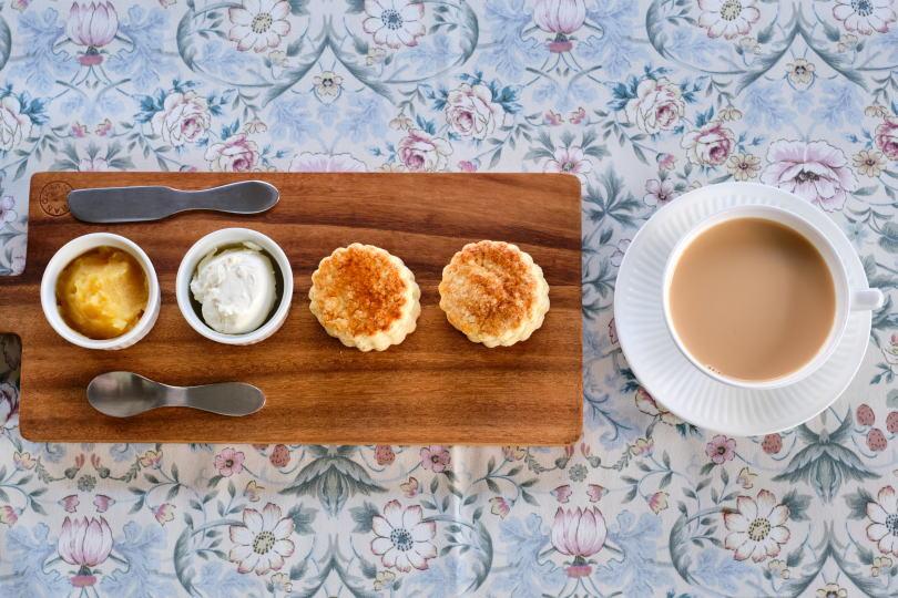 スコーンに加える液体の違いを試してみました。