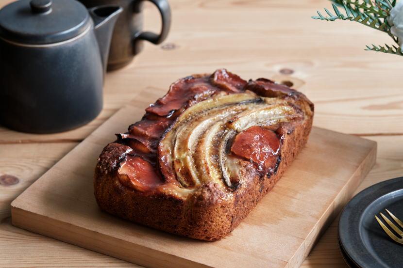 イチジクをのせたバナナブレッド