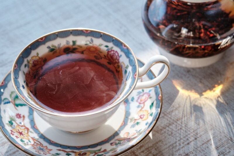 紅茶に膜が張る