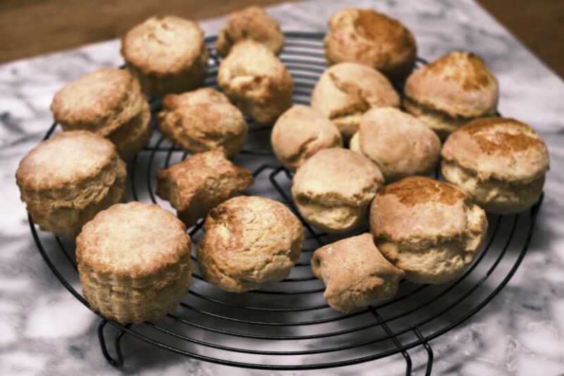 スコーンの作り方「ラビングイン」と「クリーミング」