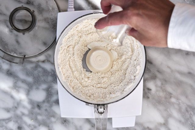 シンプルなタルト生地の作り方