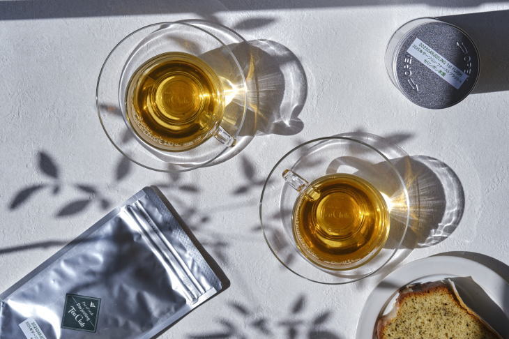 <h2>ダージリンファーストフラッシュ2025セリンボン茶園</h2>

茶葉の原産地：インド・ダージリン・セリンボン茶園
茶葉の収穫時期：2025年：春摘み

ファーストフラッシュらしい甘く青く旨味漂う香り。
香りや味わいがシャープ。
旨味がたっぷり、ほど良い渋みと甘みがある。
冷めるとほのかに酸味が増し果実味が出る。