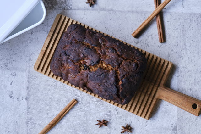 スコーンミックス粉でフルーツケーキを焼いてみました